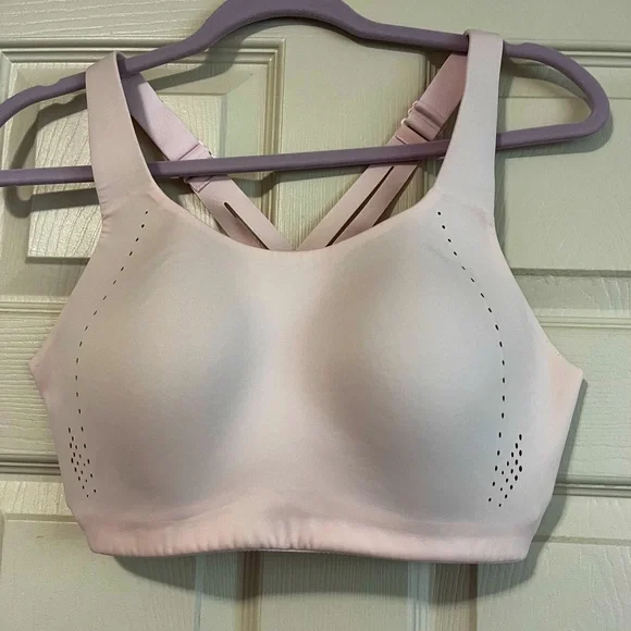 Lululemon Air support Sport Bra Pink Strawberry Milkshake Women’s Size 38B - Picture 3 of 10